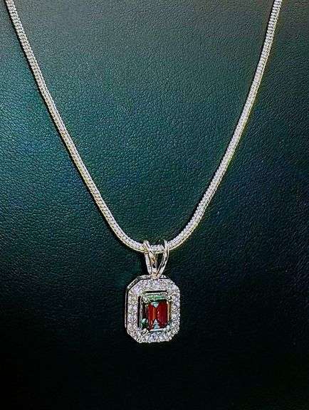 3.5 Ct VVs1 Russian Color Change Lab Simulated Alexandrite Pendant Necklace