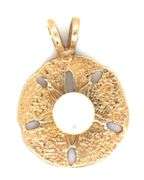 Sweet 14K YG Sand Dollar pendant with Pearl