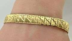 Stylish Italian-Made 14K Yellow Gold Bracelet