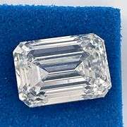 3.00 CARATS EMERLAD CUT DIAMOND- LOOSE