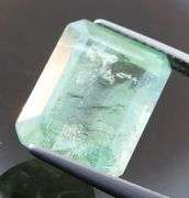 Bright green! Fully transparent! 8.88ct Zambian Emerald!