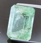 Bright green! Fully transparent! 8.88ct Zambian Emerald!