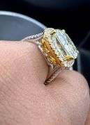 18K Two-tone Gold Cushion Cut Diamond Ring of 12.77
