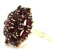 14kt Yellow gold Garnet cluster flower ring