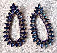 A Very Sexy  Fashion  Design Earrings