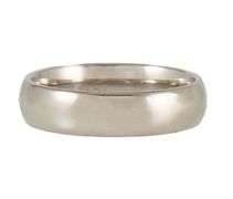 Benchmark Polished 5.0MM Classic Wedding Band Ring in Platinum