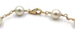 White fresh water pearl bracelet with gold clasp