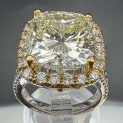 18K Two-tone Gold Cushion Cut Diamond Ring of 12.77