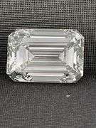 LOOSE DIAMOND - I.G.I. CERTIFIED LAB GROWN DIAMOND. 2.00 CARAT. EMERALD CUT