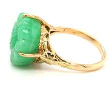 18kt Yellow gold flower Green Jade ring