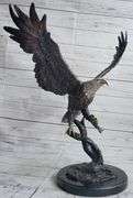 Stunning Eagle Bronze Statue