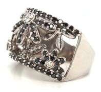 14kt White gold 0.55ctw black and white diamond floral wide ring