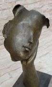 Handcrafted Female Bronze Sculpture