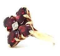 Classic 10k YG Garnet Ring