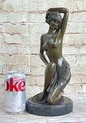 Nude Woman Kneels Bronze Statue
