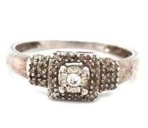 Vintage 925 sterling silver cubic zirconia ring