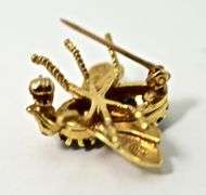 Super 18K Fly Brooch with Sapphires