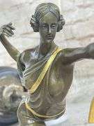 Dianne the Hunter Bronze Statue