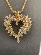 CERITIFIED 14K GOLD NECKLACE WITH DIAMOND PENDANT