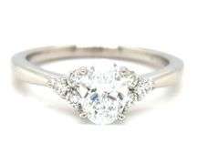 Platinum 0.94ct Lab grown oval diamond engagement ring
