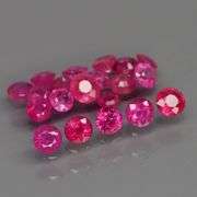 Glittering set of 3.19ct HEATED ONLY pink Burmese Rubies!