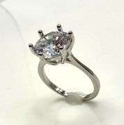 Ladies Sparkling Classic White Gold Plate 5 Ct CZ Ring