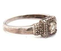 Vintage 925 sterling silver cubic zirconia ring