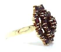 14kt Yellow gold Garnet cluster flower ring