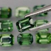 Real 2.69ct hunter green Sapphire set! Heated only!