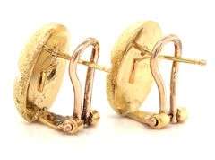 18kt Yellow gold Brushed finish textured oval clip on earrings
