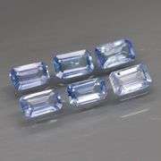 Vibrant color! Untreated! 1.92ct Ceylon Sapphire set!
