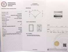 2.08ct Lab grown diamond in baguette natural diamond setting