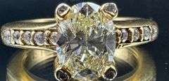 14K Yellow Gold Oval Cut Diamond Ring of 2.05 ct