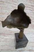 Handcrafted Female Bronze Sculpture