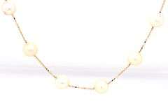 Pearl Tin cup necklace in yellow gold clasp