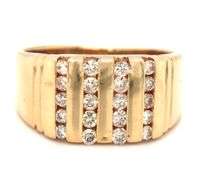 14kt Yellow gold 0.40ctw 4 row diamond gent's ring
