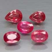 Abosolutely stunning 5.26ct set of bright red Rubies!