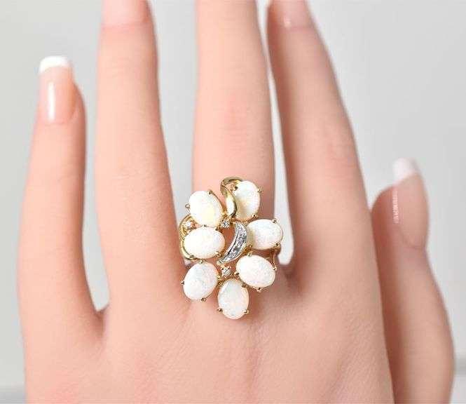 Beautiful 14K Yellow Gold Opal Gemstone Ring with Diamond Accents
