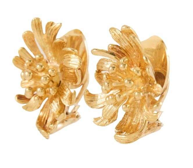 Vintage Cellino Floral Clip On Earrings in 18K