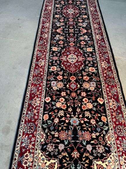Fine Silk&Wool Tabriz Runner 2.6x10'
