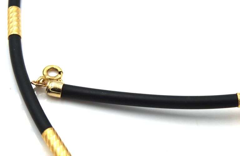 Useful 14K YG and Rubber Necklace