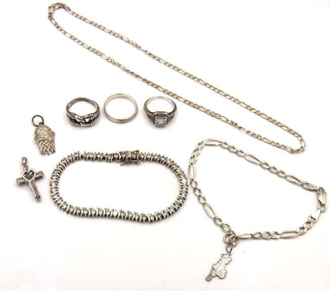 Group lot of Vintage 925 sterling silver mixed jewelry