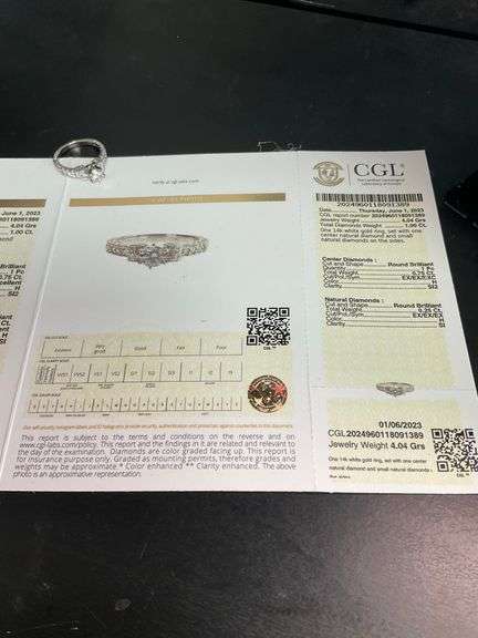 CERTIFIED 14KT WHITE GOLD AND DIAMOND ENGAGEMENT RING