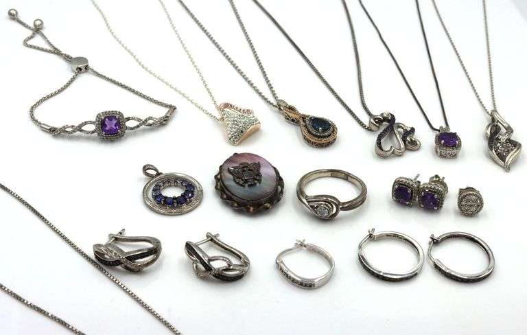 Group lot of Vintage 925 sterling silver mixed jewelry