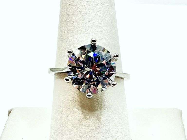 Ladies 14 Kt White Gold Plate 5 Ct Simulated Diamond Solitaire Ring