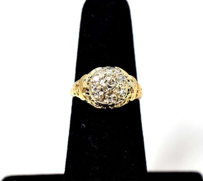 Vintage 14K Yellow Gold Diamond Ring