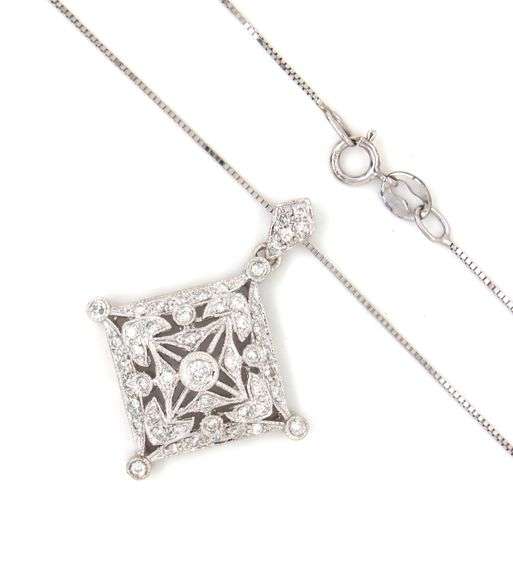 10kt White gold 0.50ctw diamond Vintage style Kite shaped pendant on chain