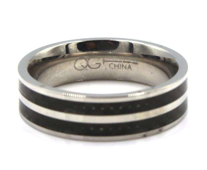Chisel stainless steel polished with double row black carbon fiber Inlay band