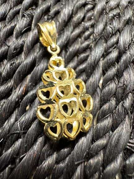 10K Yellow Gold Pineapple Heart Pendant