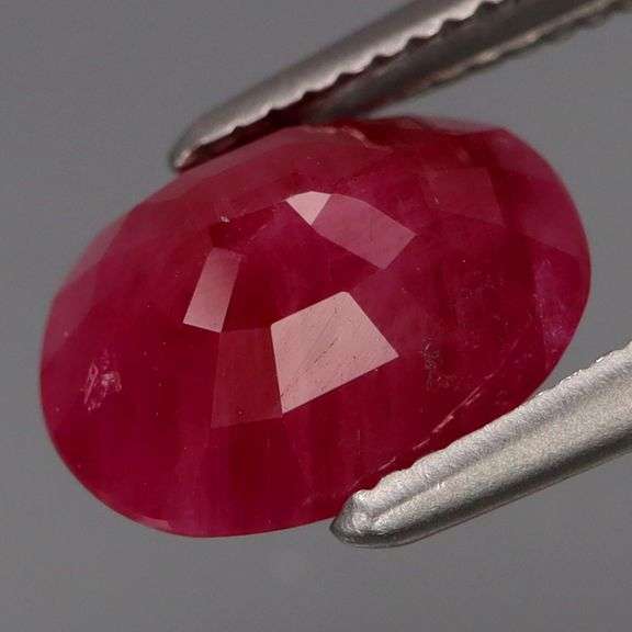 Collectors 2.15ct pigeons blood red Burmese Ruby! Heated only!